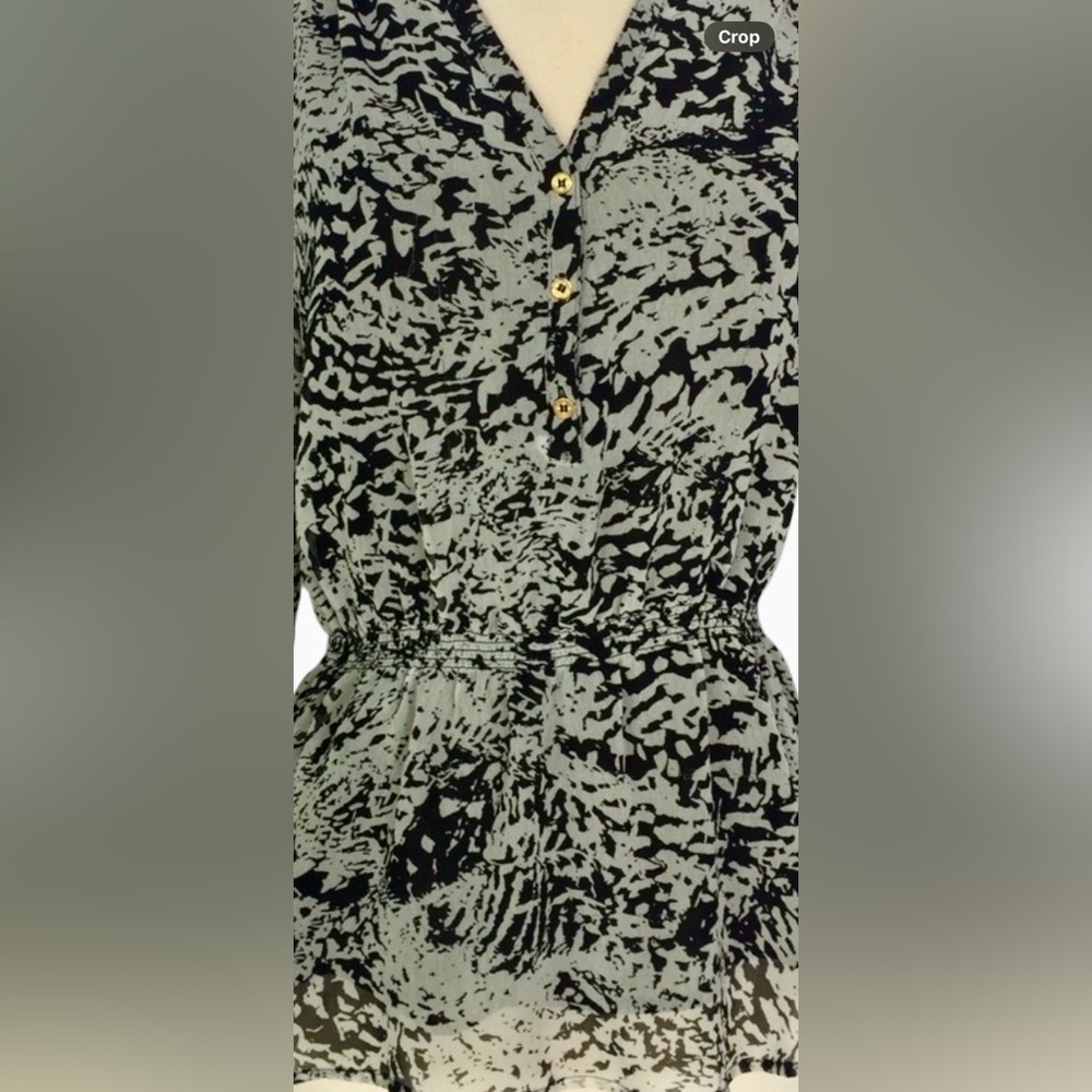CALVIN KLEIN ๐SMALL๐BLACK & GREY LONG SLEEVED CHIFFON V NECK PEPLUM BLOUSE - Picture 6 of 15